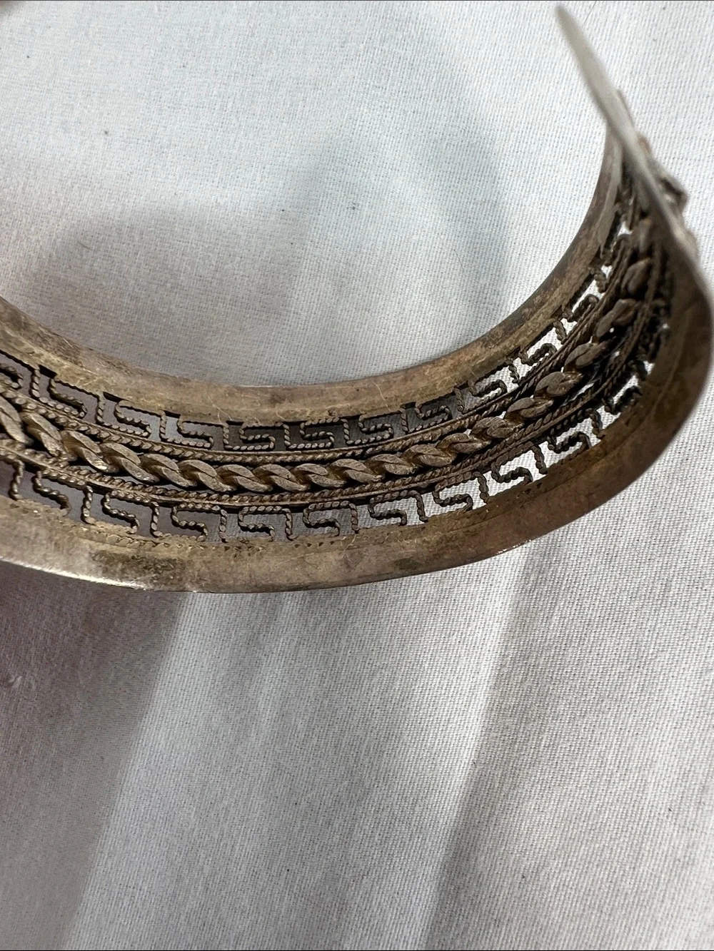 Cuff Bracelet Scroll Silver 925 or 565? Signed HIO 31.7 Grams Vtg? Sz 7 3/4